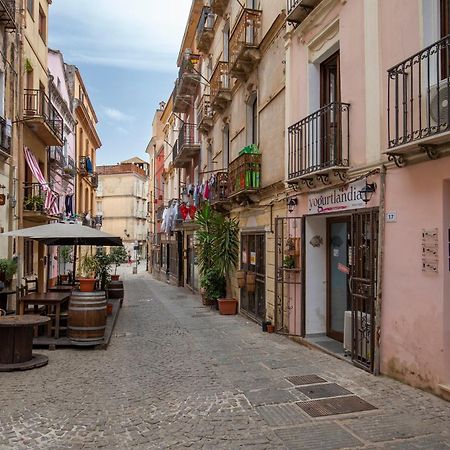 Via Cavour 19, Camere Del Conte Iglesias Ngoại thất bức ảnh