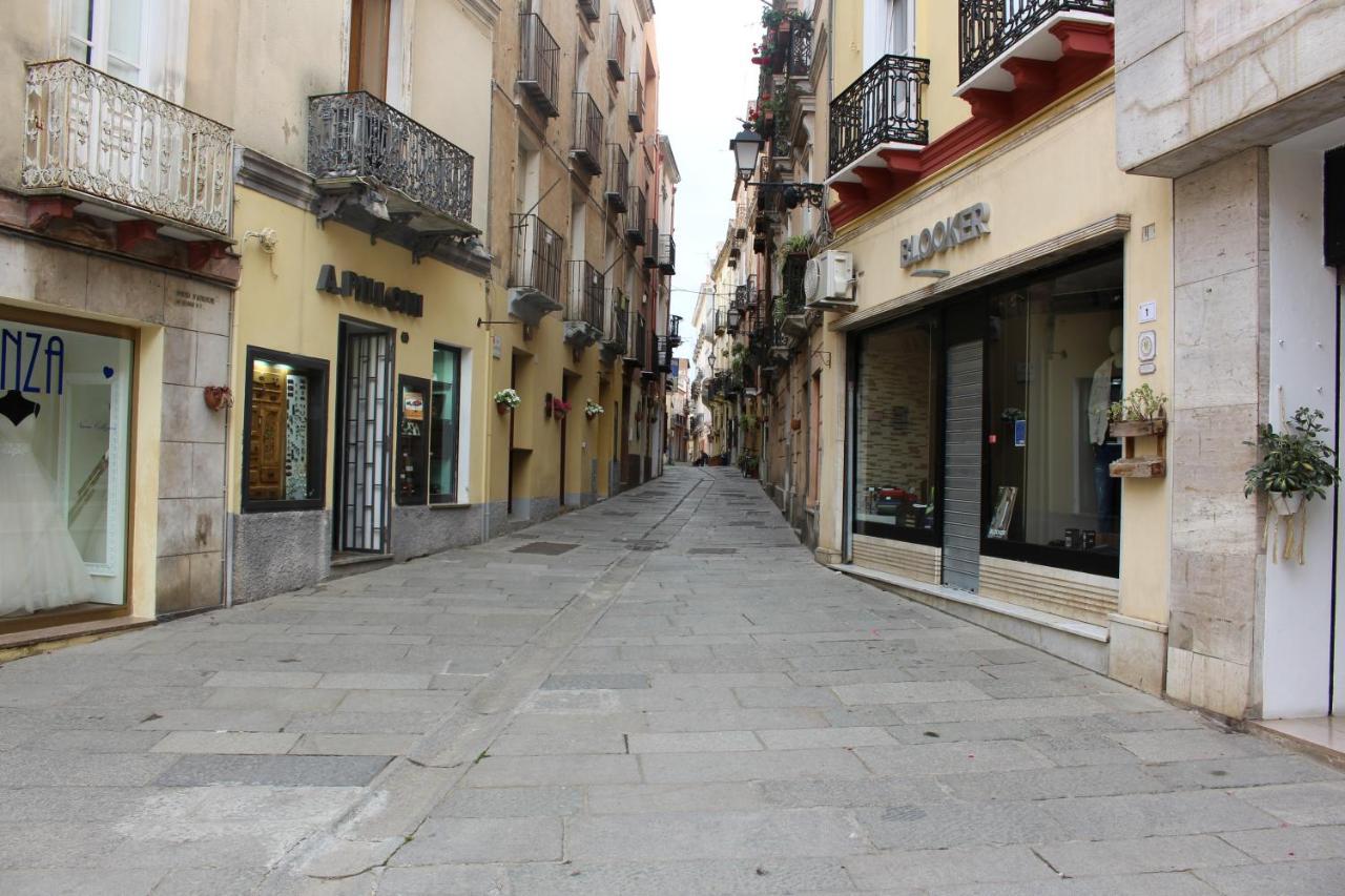 Via Cavour 19, Camere Del Conte Iglesias Ngoại thất bức ảnh