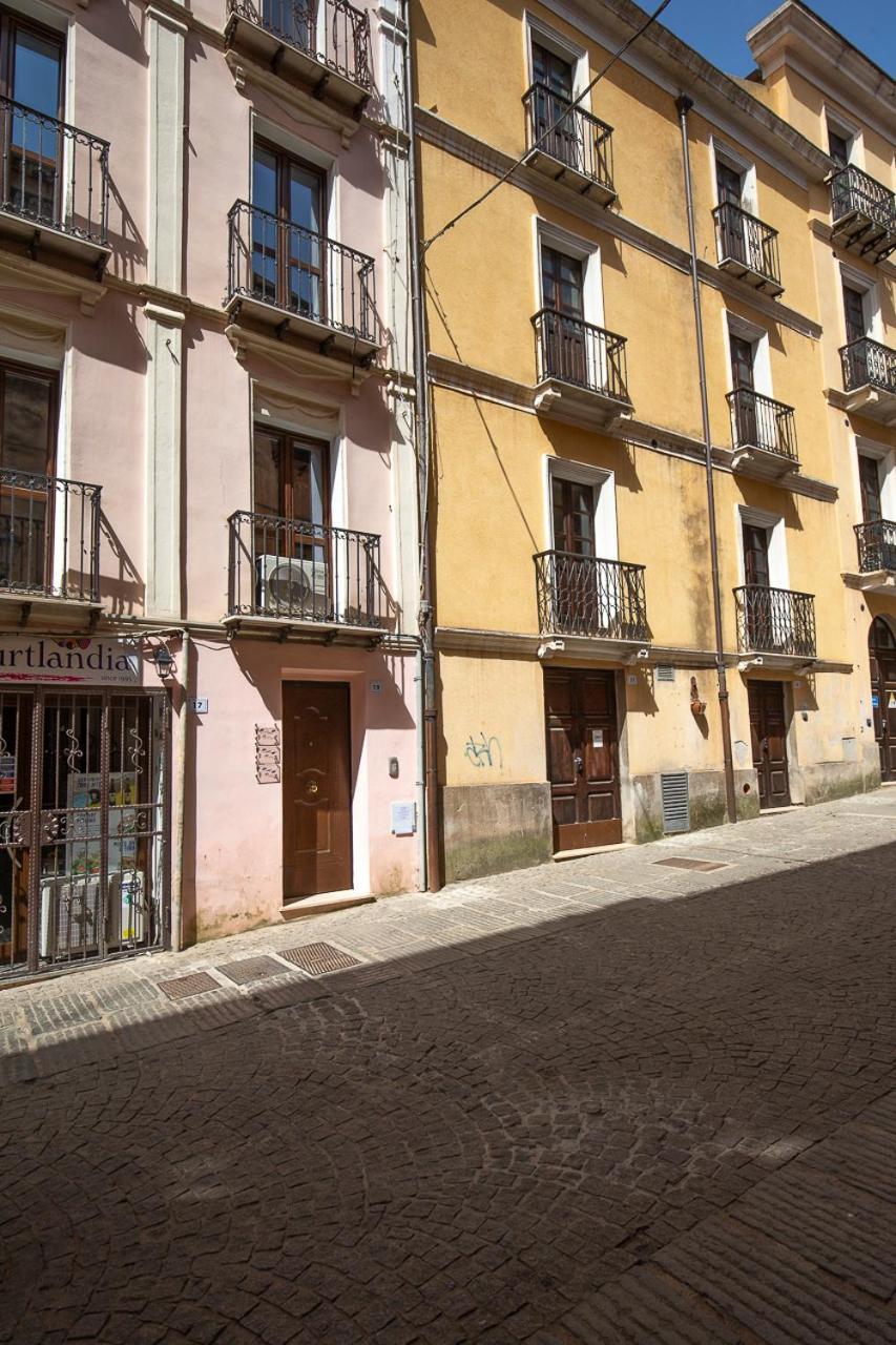 Via Cavour 19, Camere Del Conte Iglesias Ngoại thất bức ảnh