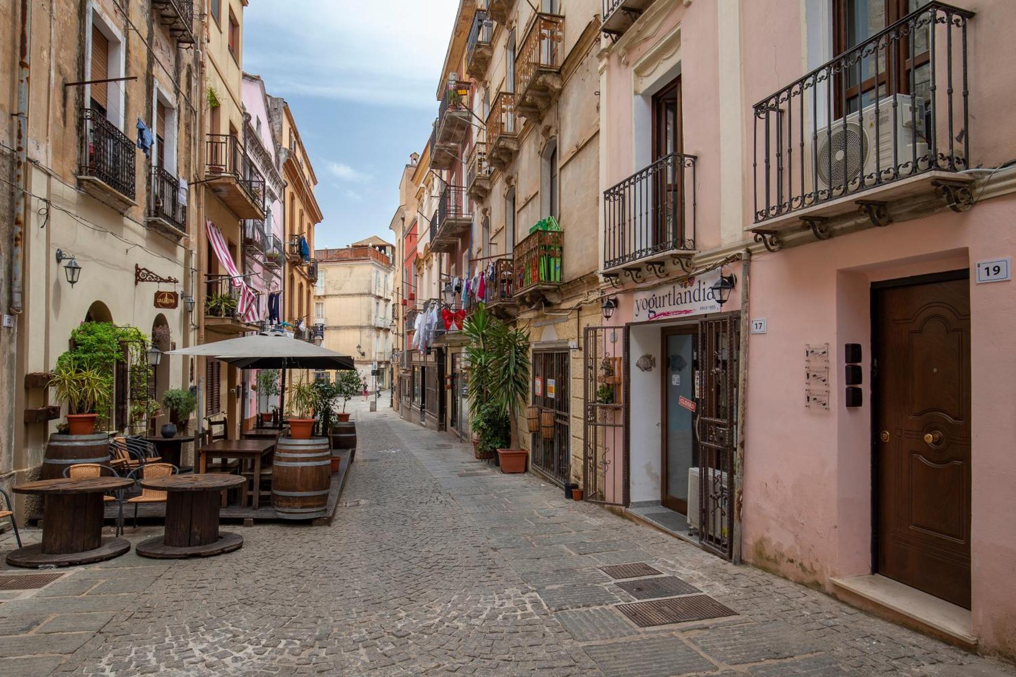 Via Cavour 19, Camere Del Conte Iglesias Ngoại thất bức ảnh